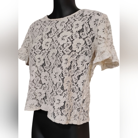 Cream Floral Lace Short Sleeve Blouse Back Keyhole Closure | Size 4 - Picture 2 of 8